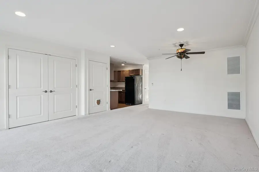 37 Weatherby Lane, Central Islip, NY 11722 - Image #3