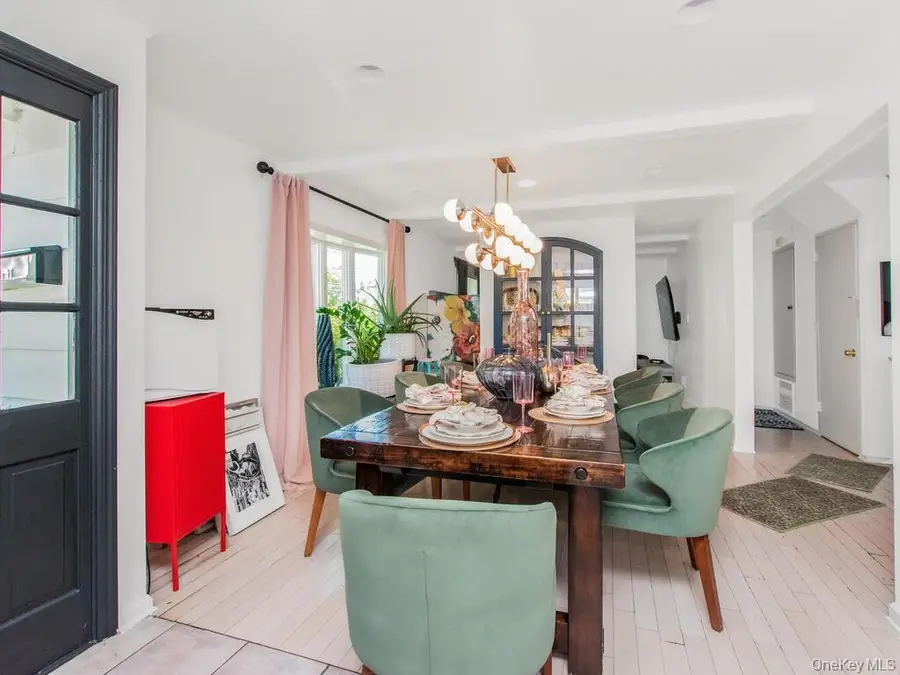 129 Gailmore Drive, Yonkers, NY 10710 - Image #2