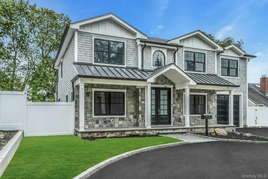 9 Hill Drive, Glen Head, NY 11545 - Image #2