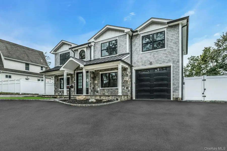 9 Hill Drive, Glen Head, NY 11545 - Image #3