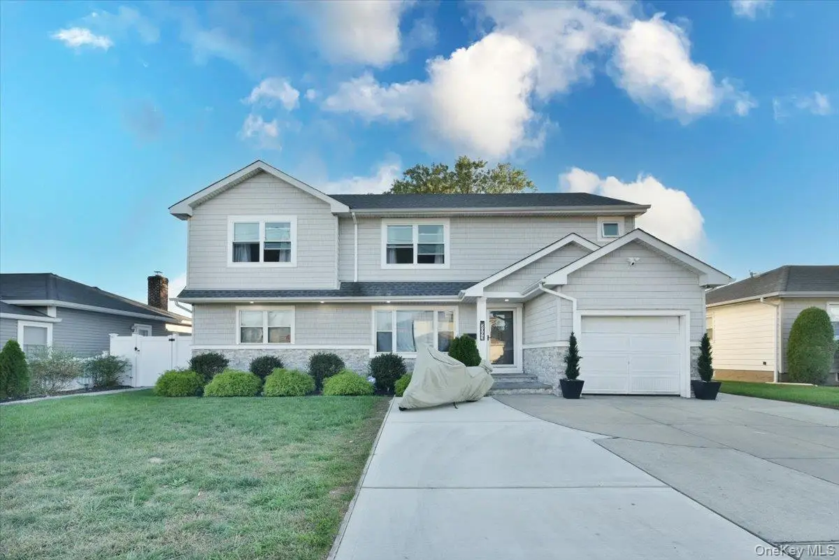 2093 Baylis Avenue, Elmont, NY 11003 - Image #1