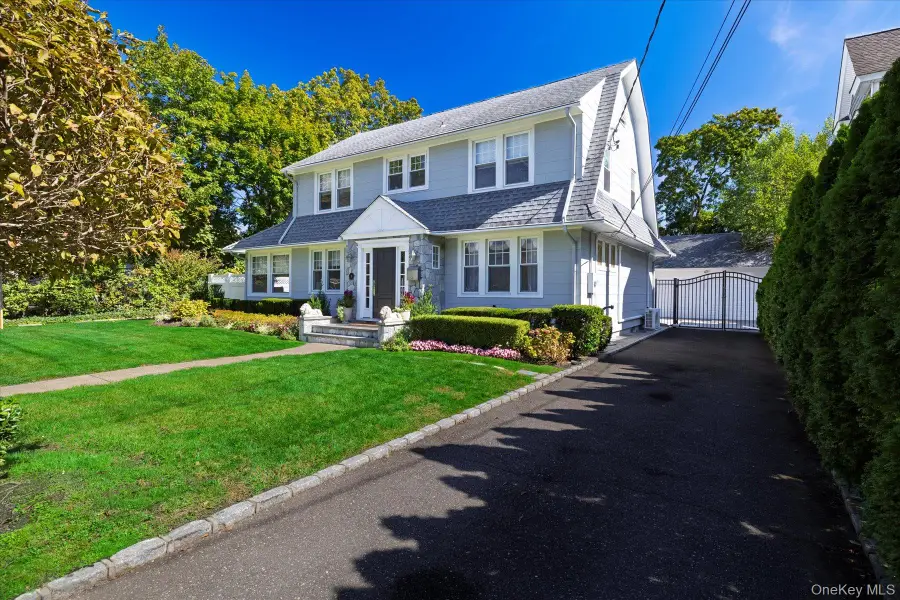 11 S Marion Place, Rockville Centre, NY 11570 - Image #3