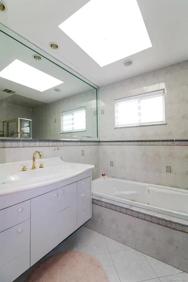 158 Camden Avenue, Staten Island, NY 10309