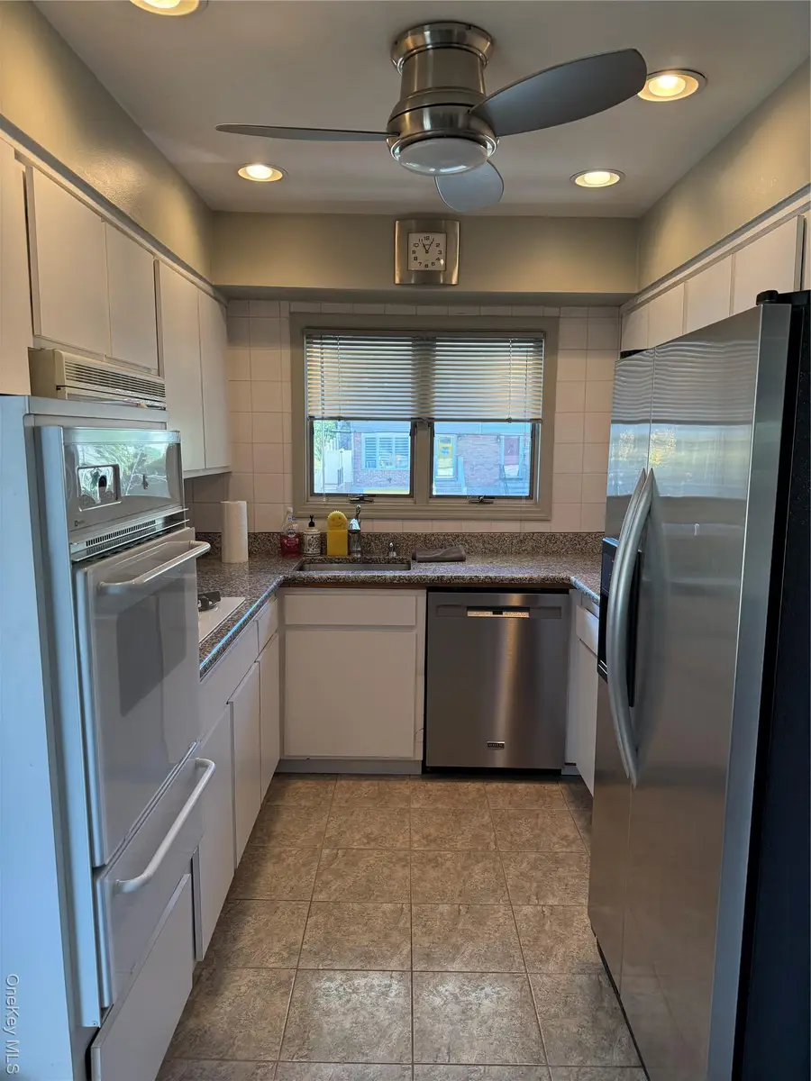 6 Regina Place, Yonkers, NY 10703 - Image #3