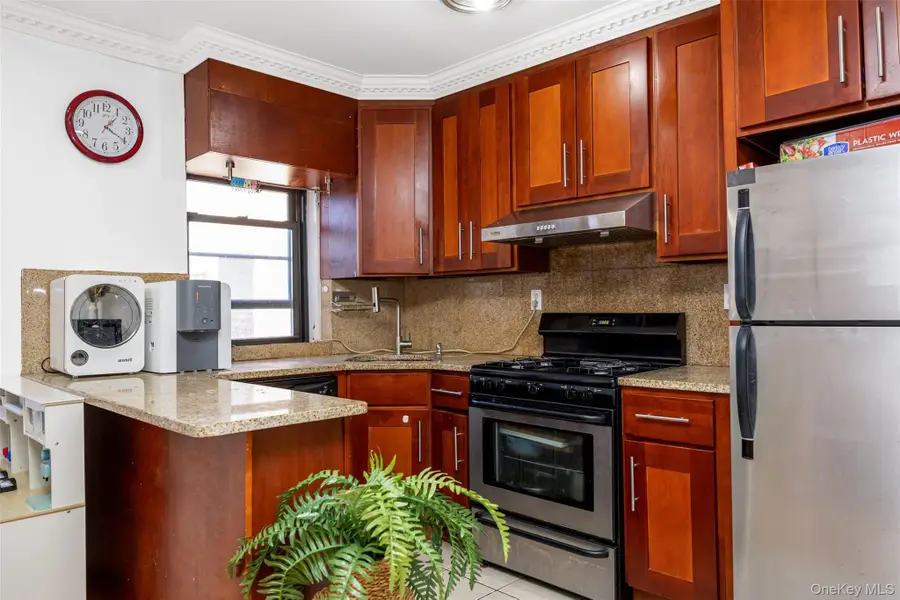 150-15 72 Rd #5F, Flushing, NY 11367 - Image #2