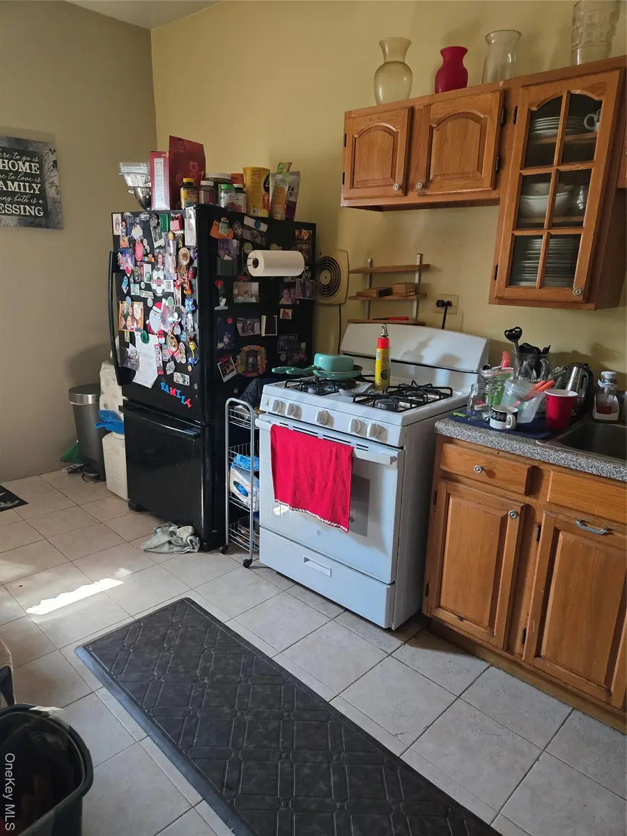 2348 Turnbull Avenue, Bronx, NY 10473 - Image #2