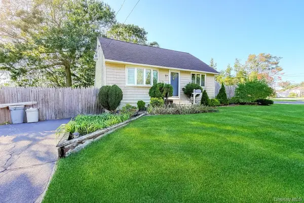 171 Stanley Drive, Centereach, NY 11720