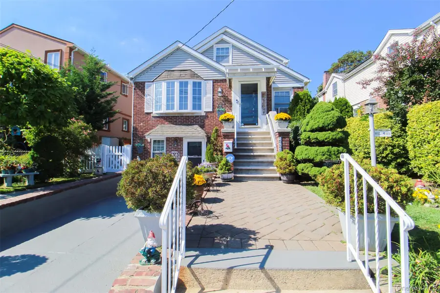 3221 Giegerich Place, Bronx, NY 10465 - Image #3