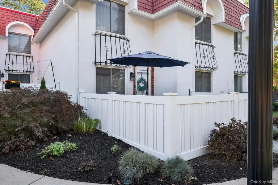 753 Blue Ridge Drive, Medford, NY 11763 - Image #3