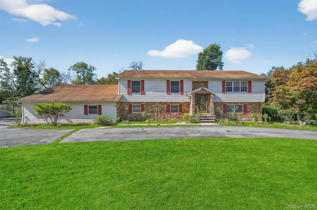 229 Gardnerville Road, New Hampton, NY 10958 - Image #1