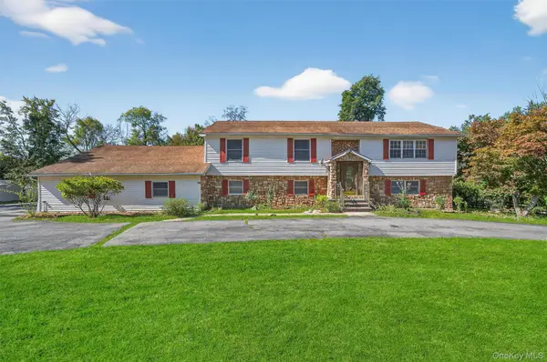 229 Gardnerville Road, New Hampton, NY 10958