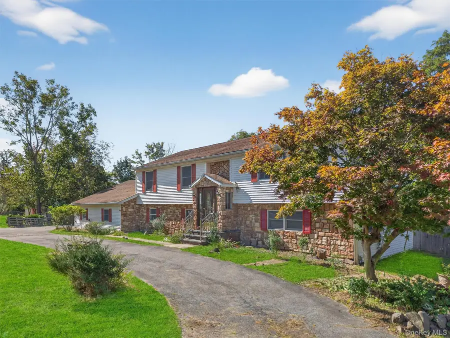 229 Gardnerville Road, New Hampton, NY 10958 - Image #2