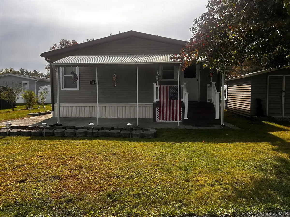 128 Brittany Terrace #128, Rock Tavern, NY 12575 - Image #1