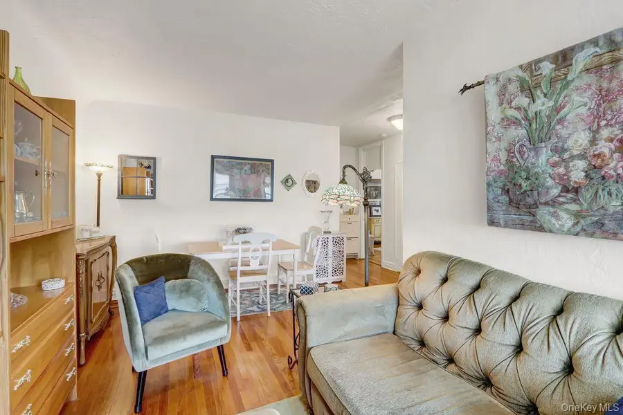 141 Woodmere Boulevard #6E, Woodmere, NY 11598 - Image #3