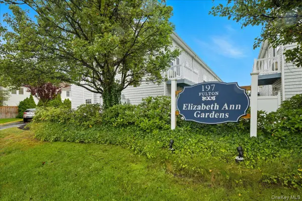 197 Fulton Street #2, Farmingdale, NY 11735