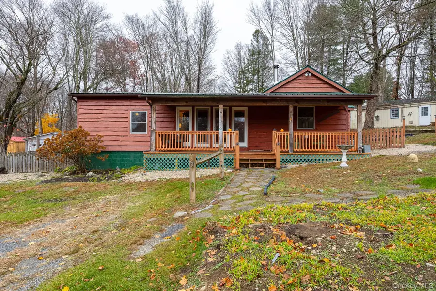 18 Hummingbird Way, Staatsburg, NY 12580 - #2