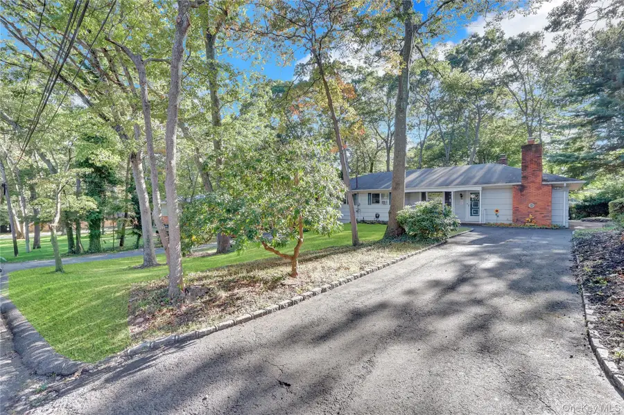 10 Pardam Knoll Drive, Miller Place, NY 11764 - Image #3