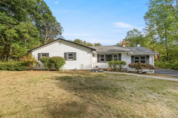 150 Long Lane, Bloomingburg, NY 12721