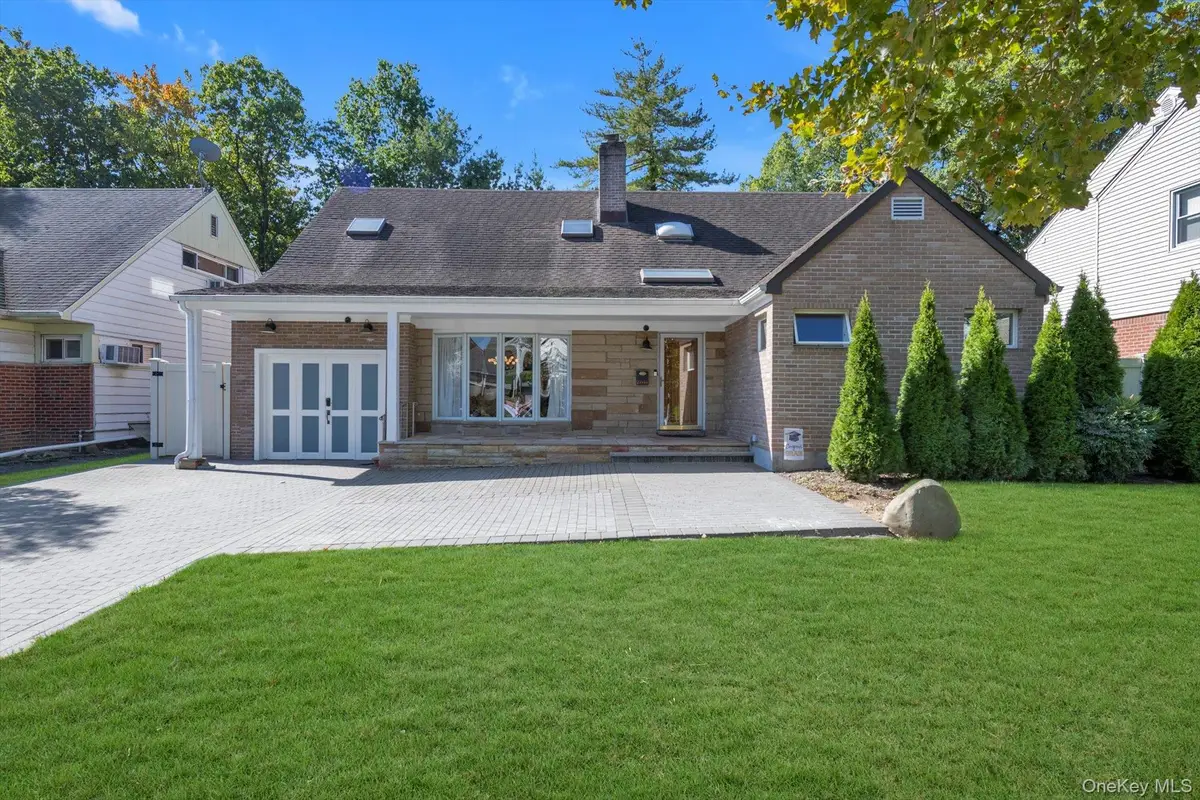 219-44 Peck Avenue, Hollis Hills, NY 11427 - Image #1