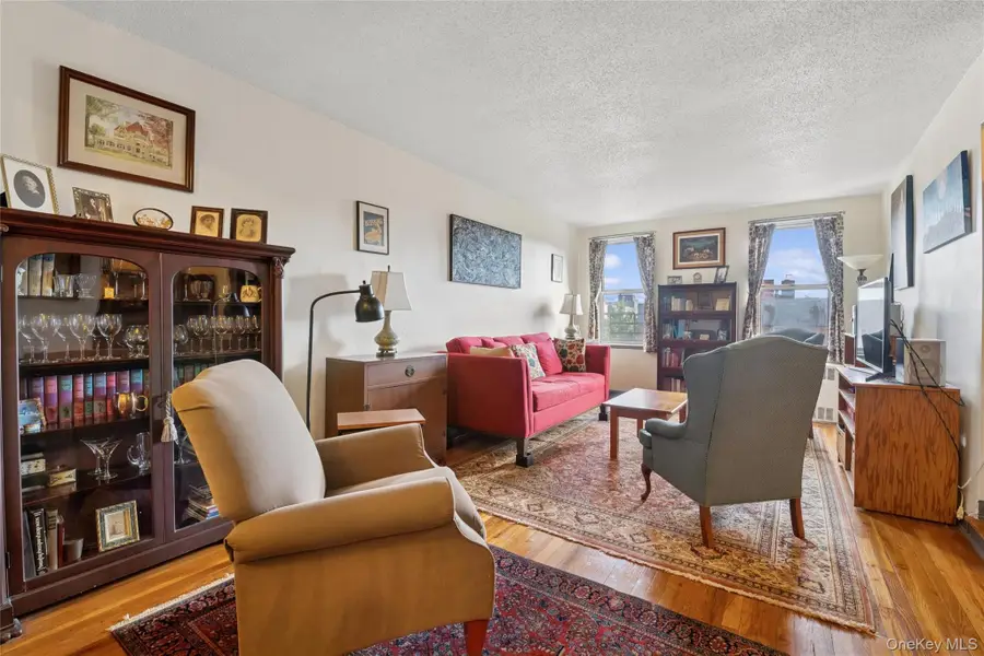 67-12 Yellowstone Boulevard #G19, Forest Hills, NY 11375 - Image #2