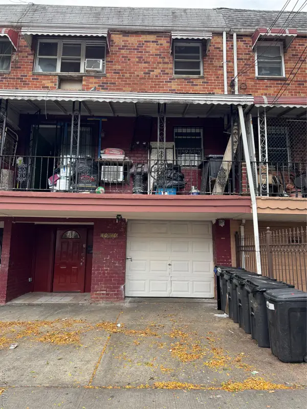 4040 Case Street, Elmhurst, NY 11373