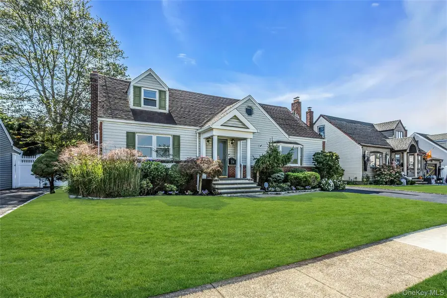 791 Caryl Street, Franklin Square, NY 11010 - Image #2