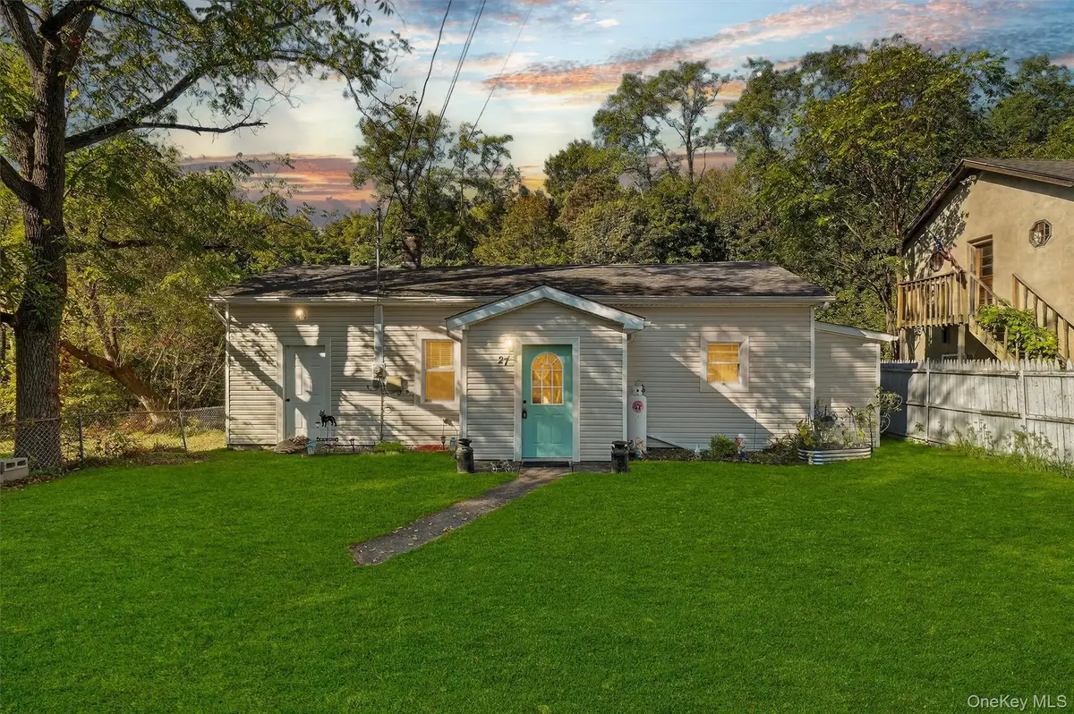 27 Peckham Road, Poughkeepsie, NY 12603 - Image #1