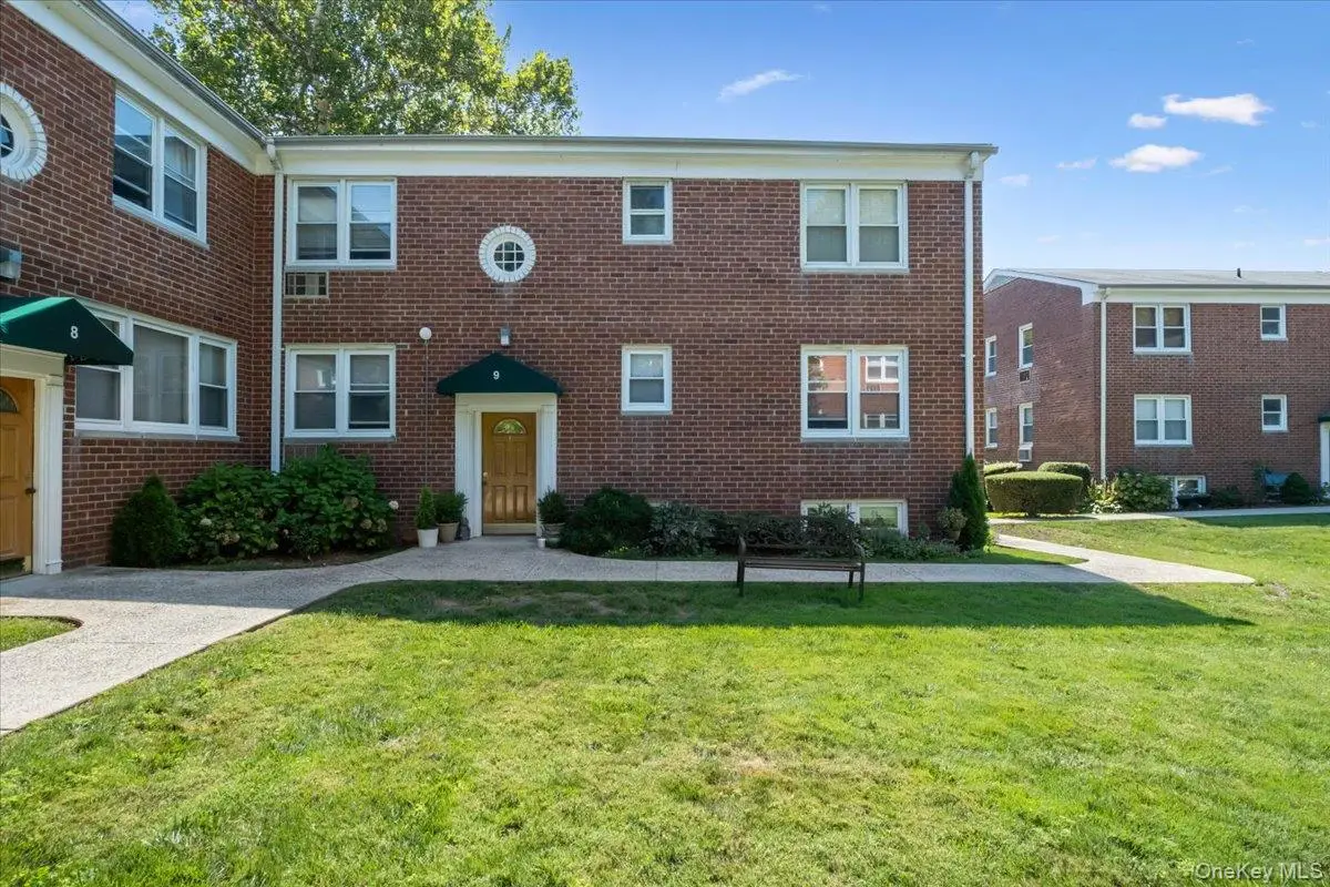 643 Pelham Road #9E, New Rochelle, NY 10805 - Image #1