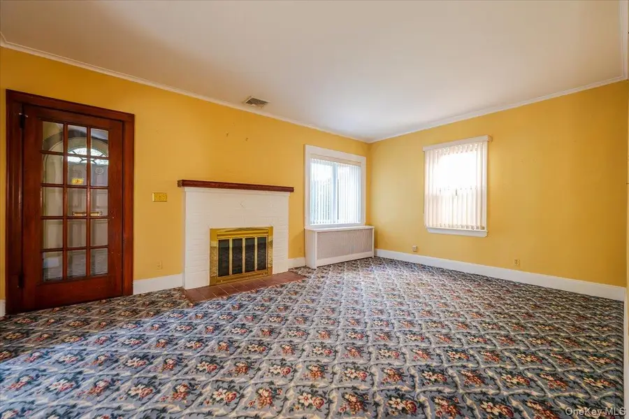 27-19 Murray Street, Flushing, NY 11354 - Image #3