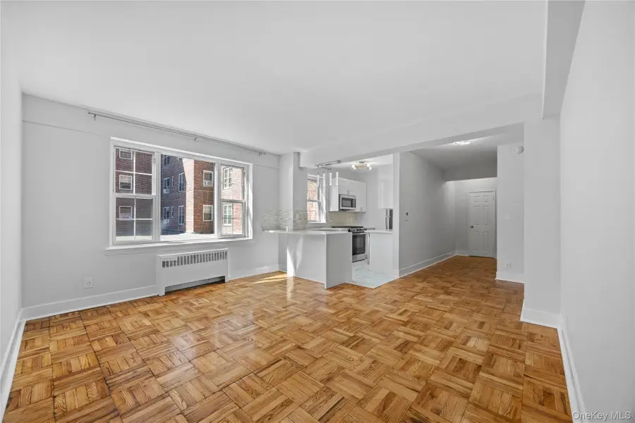 230 Pelham Road #1O, New Rochelle, NY 10805 - Image #2