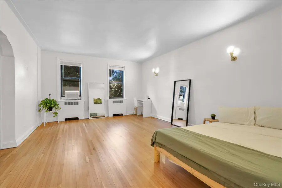 30-83 Crescent Street #2B, Astoria, NY 11102 - Image #2