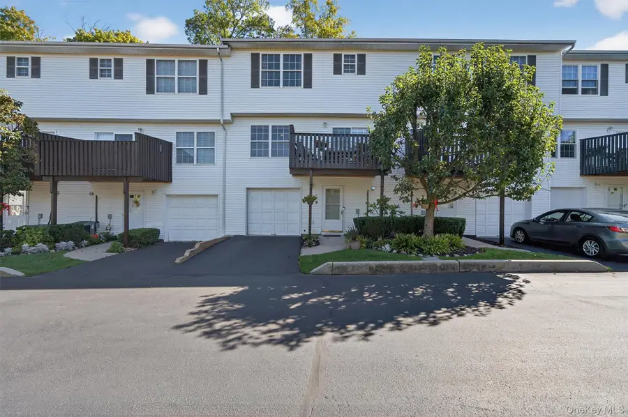 67 Jamie Court, Suffern, NY 10901 - Image #2