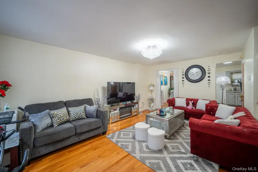 1720A Paulding Avenue, Bronx, NY 10462 - Image #3