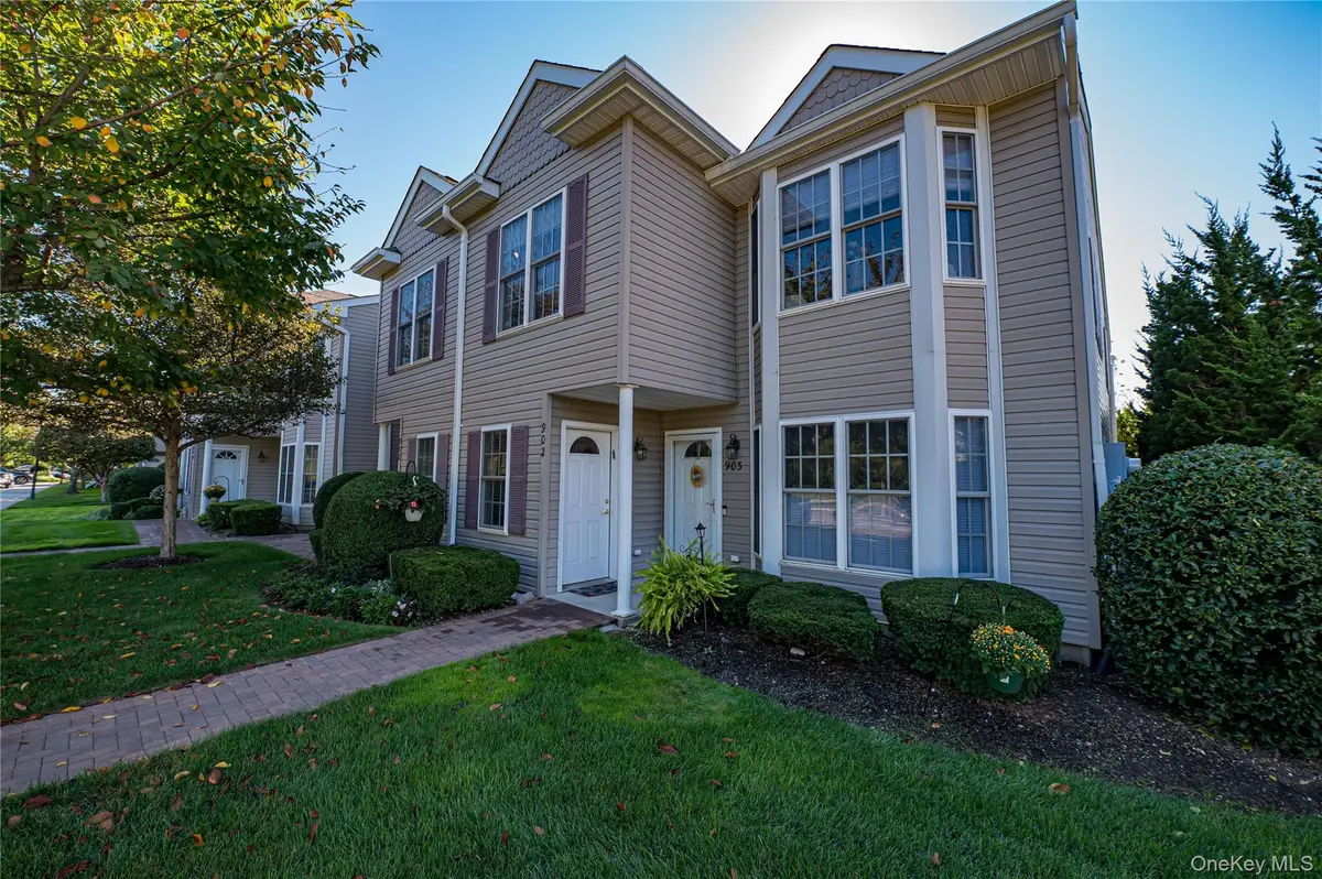 902 Altessa Boulevard, Melville, NY 11747 - Image #1
