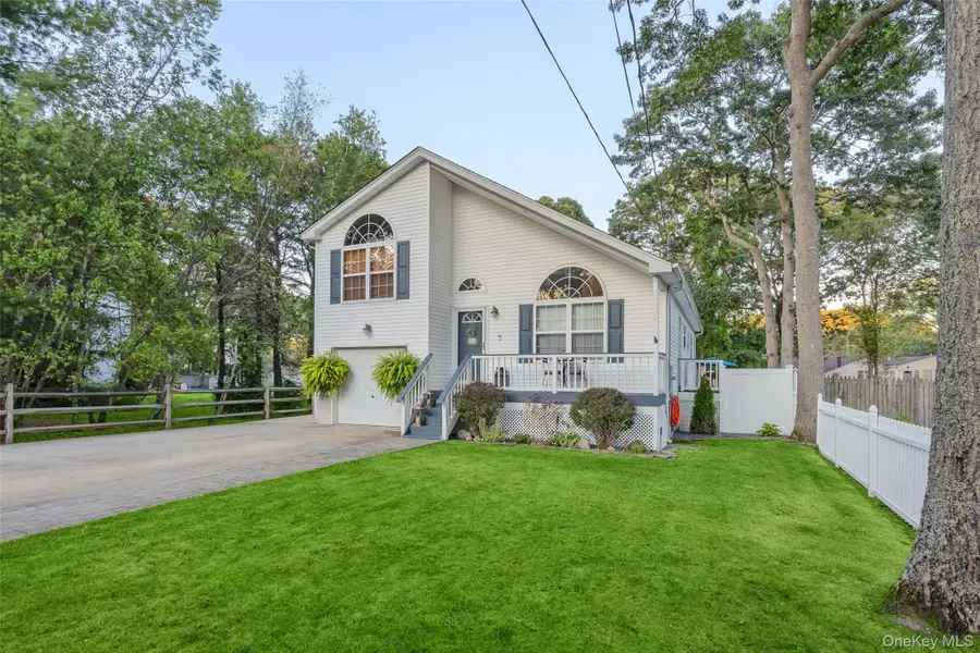 112 Revilo Avenue, Shirley, NY 11967 - Image #2