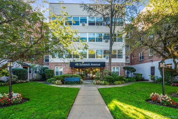 40 Schenck Avenue #1L, Great Neck, NY 11021