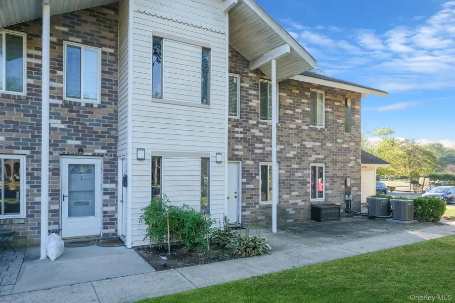 2 Sierra Ct #2, Coram, NY 11727 - Image #2