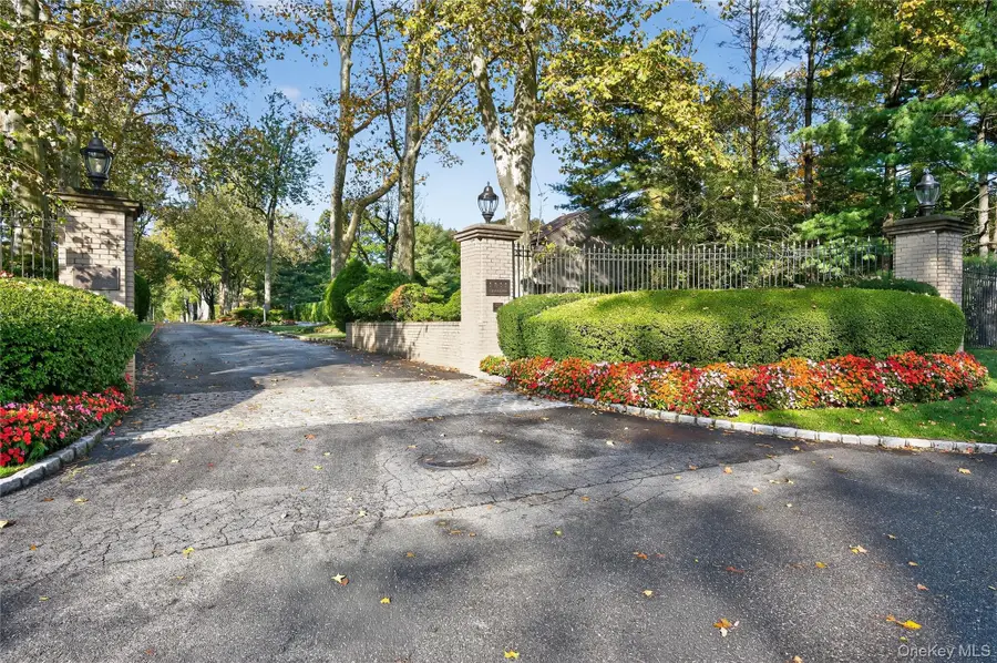 11 Willada Lane, Glen Cove, NY 11542 - Image #3