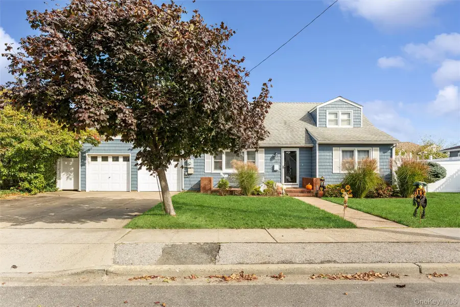 227 Sunset Avenue, Island Park, NY 11558 - Image #2