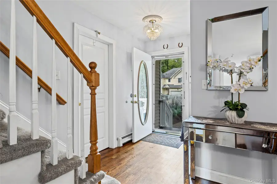 1A Mather Court, Huntington Station, NY 11746 - Image #2