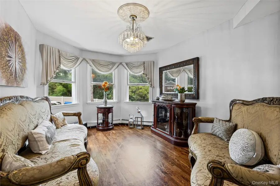 1A Mather Court, Huntington Station, NY 11746 - Image #3