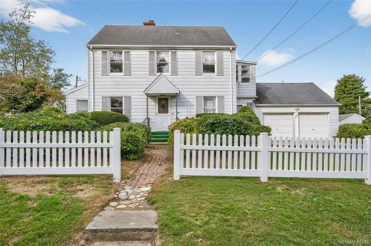 47 10th Street, Locust Valley, NY 11560 - Image #1