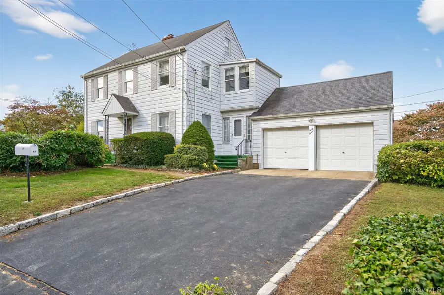 47 10th Street, Locust Valley, NY 11560 - Image #2