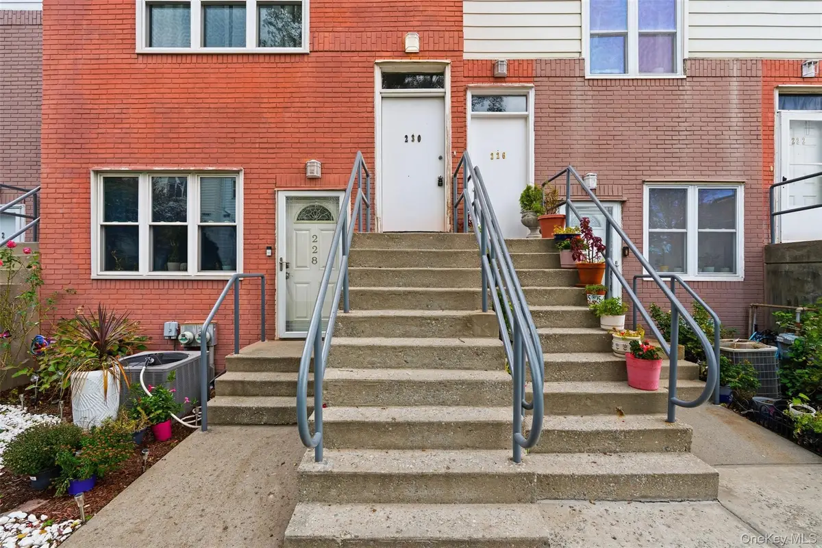 230 Fleet Court #16230, Bronx, NY 10473 - Image #1