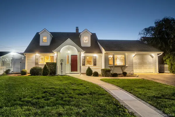 179 Swan Lane, Levittown, NY 11756