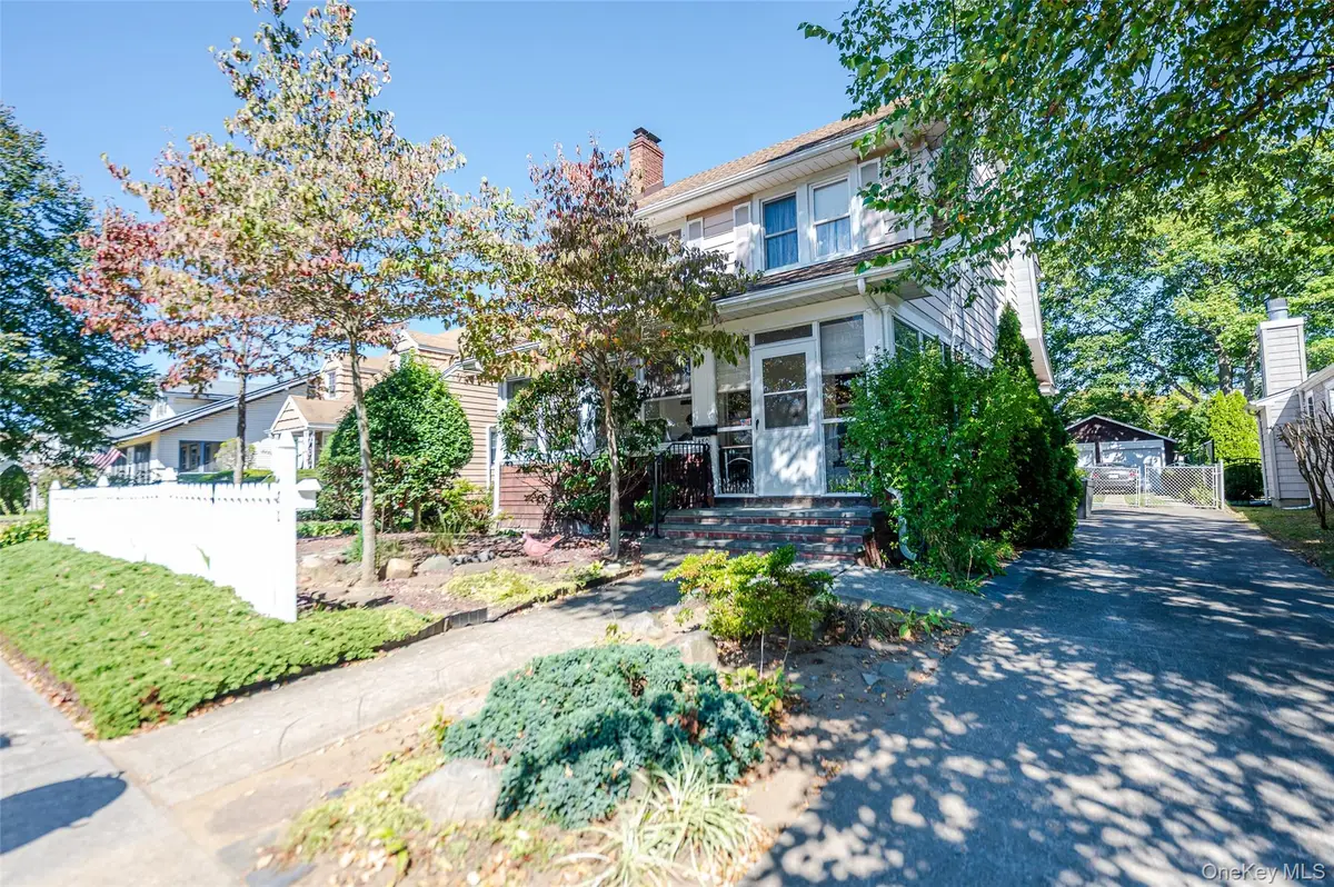 480 Windsor Place, Oceanside, NY 11572 - Image #1