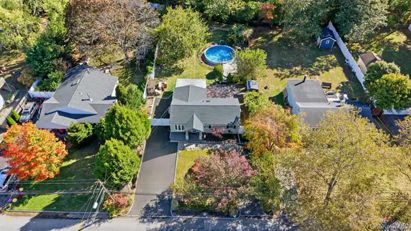 1537 N Thompson Drive, Bay Shore, NY 11706