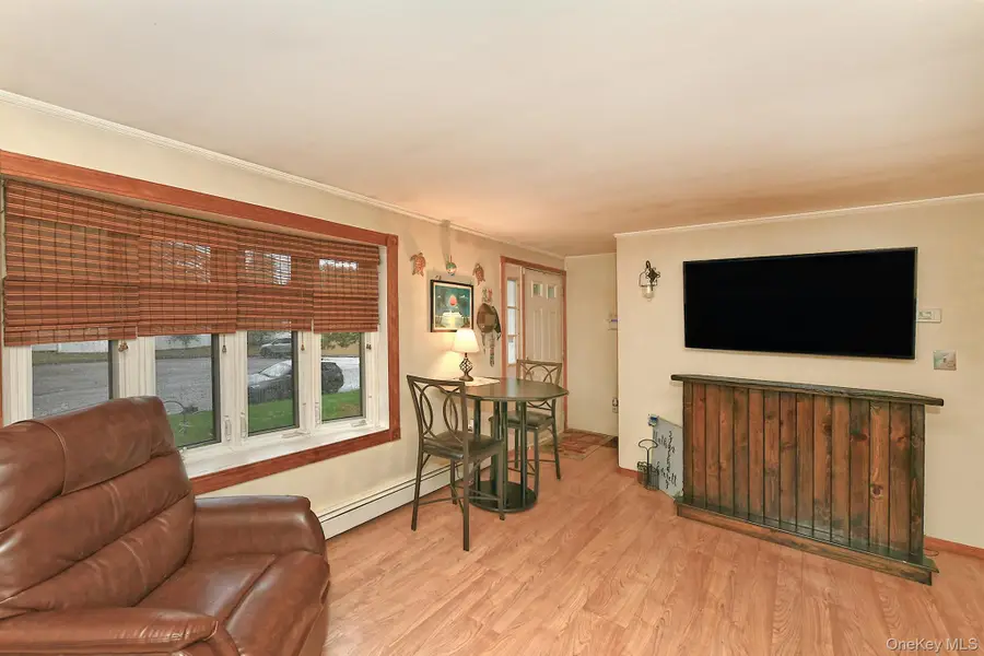 87 9th Avenue, Holtsville, NY 11742 - Image #3