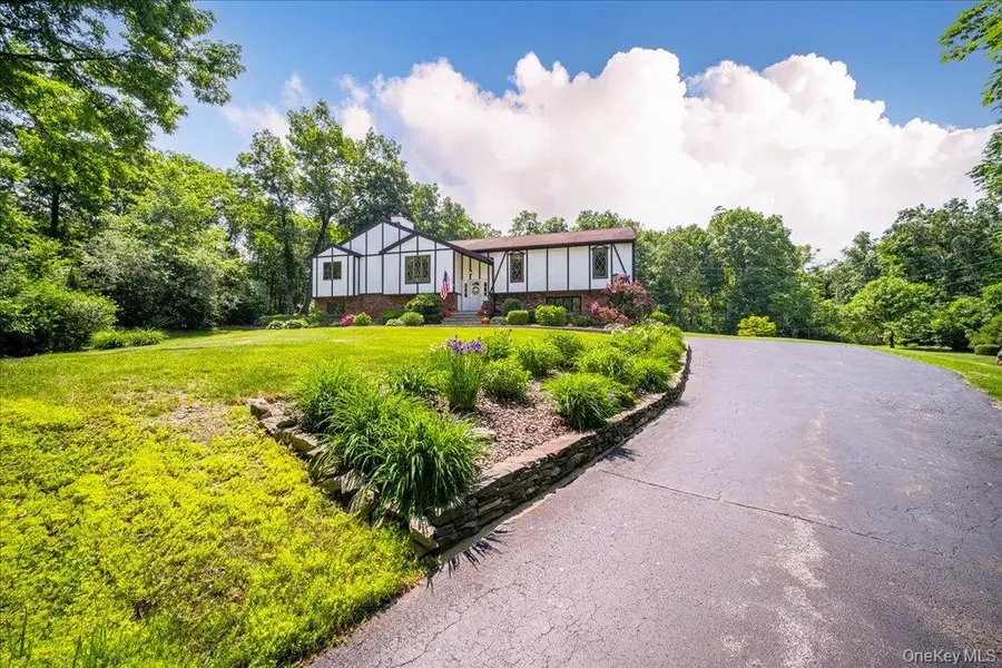 244 Rombout Road, Pleasant Valley, NY 12569 - Image #2