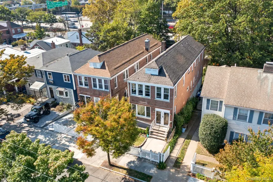 1395 Kearney Avenue, Bronx, NY 10465 - Image #2